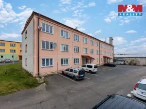 Pronájem bytu 2+1, Toužim - Kosmová, 58 m2