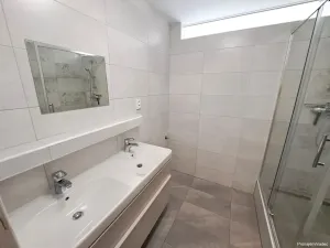 Pronájem bytu 2+1, Hradec Králové, třída Edvarda Beneše, 62 m2