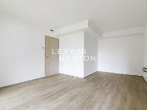 Pronájem bytu 2+kk, Praha - Hloubětín, Poděbradská, 60 m2