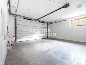 Pronájem vily, Praha - Břevnov, Oddělená, 316 m2