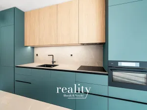 Prodej bytu 3+kk, Znojmo, Jarošova, 76 m2