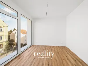 Prodej bytu 3+kk, Znojmo, Jarošova, 76 m2