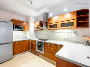 Pronájem bytu 2+kk, Praha - Záběhlice, Velenovského, 53 m2