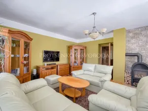 Prodej rodinného domu, Ledečko, 257 m2