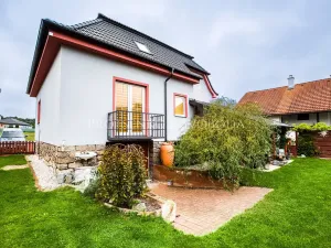 Prodej rodinného domu, Suchdol nad Lužnicí, Pražská, 180 m2