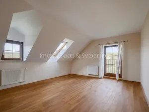 Prodej rodinného domu, Mořina, 239 m2