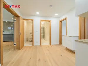 Pronájem bytu 3+kk, Praha - Kunratice, Děbolínská, 92 m2