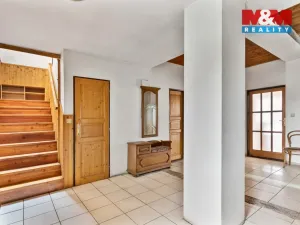 Prodej rodinného domu, Březno, 247 m2