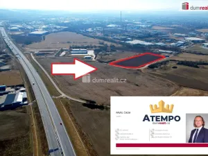 Prodej komerčního pozemku, Úsilné, 7491 m2