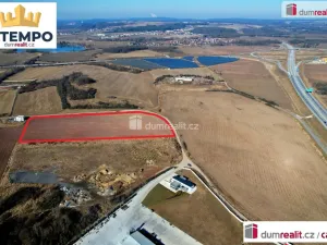 Prodej komerčního pozemku, Úsilné, 7491 m2