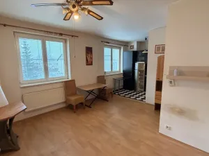 Pronájem bytu 1+kk, Nýřany, Na Sklárně, 38 m2