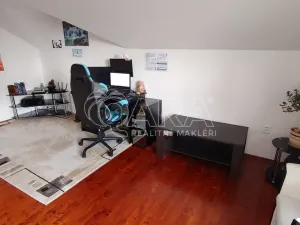 Prodej vícegeneračního domu, Srubec, 334 m2