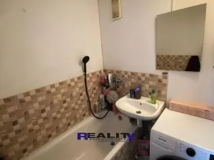 Pronájem bytu 3+1, Žatec, Bratří Čapků, 70 m2