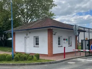 Pronájem kanceláře, Čestlice, Obchodní, 247 m2