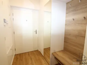 Pronájem bytu 1+kk, Znojmo, Jarošova, 42 m2