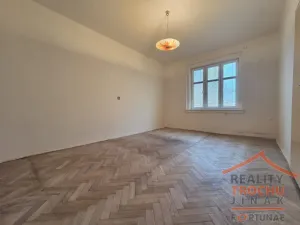 Prodej bytu 2+kk, Dvůr Králové nad Labem, Kotkova, 53 m2