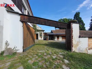 Prodej rodinného domu, Skočice, 289 m2