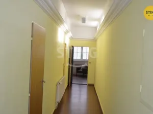 Pronájem kanceláře, Kyjov, třída Komenského, 30 m2