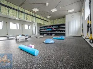 Pronájem kanceláře, Praha - Nusle, 5. května, 830 m2