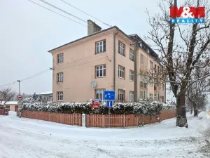 Pronájem bytu 2+kk, Karlovy Vary - Bohatice, Jáchymovská, 52 m2