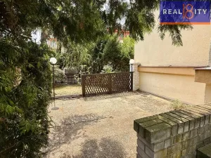 Prodej vily, Praha, Na pískách, 528 m2