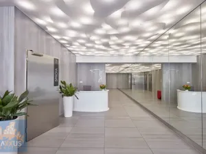 Pronájem kanceláře, Praha - Smíchov, Nádražní, 999 m2