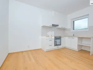 Pronájem bytu 1+kk, Liberec - Liberec XI-Růžodol I, Londýnská, 38 m2