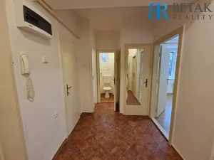 Pronájem bytu 2+1, Přerov, Šrobárova, 57 m2