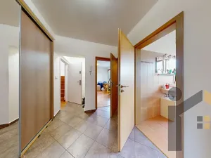 Pronájem bytu 3+kk, Praha - Hostivař, Hornoměcholupská, 84 m2