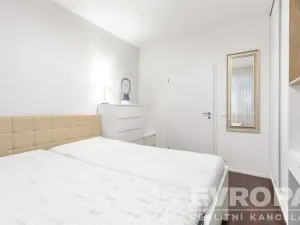 Prodej bytu 3+kk, Praha - Hloubětín, Waltariho, 78 m2
