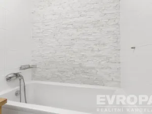 Prodej bytu 3+kk, Praha - Hloubětín, Waltariho, 78 m2