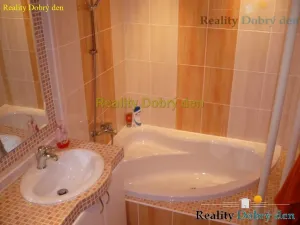 Pronájem bytu 1+1, Bruntál, Na Nábřeží, 39 m2