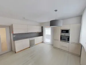 Pronájem bytu 3+kk, Vícenice u Náměště nad Oslavou, 90 m2