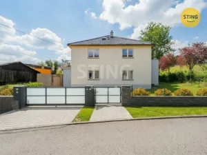 Prodej rodinného domu, Hlubočec, 215 m2