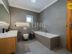 Prodej rodinného domu, Hlubočec, 215 m2