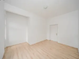 Pronájem bytu 2+kk, Praha - Vinohrady, Korunní, 48 m2