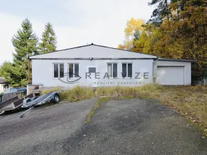 Prodej komerčního pozemku, Heřmaň, 1963 m2