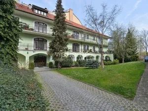 Pronájem bytu 5+1, Praha - Malá Strana, Říční, 189 m2