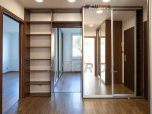 Prodej bytu 3+kk, Praha - Karlín, Molákova, 71 m2