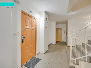 Pronájem bytu 1+kk, Olomouc - Povel, Slavonínská, 38 m2