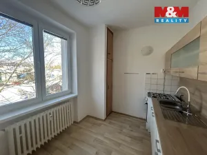 Pronájem bytu 2+1, Ústí nad Labem - Bukov, Bratří Čapků, 50 m2