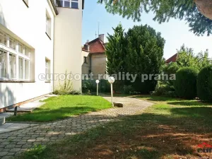 Pronájem bytu 3+1, Praha, Obrovského, 90 m2