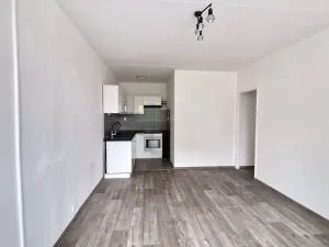 Pronájem bytu 2+kk, Litoměřice - Pokratice, Kubínova, 40 m2