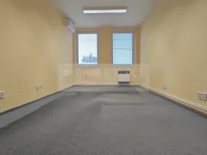 Pronájem kanceláře, Pečky, Chvalovická, 71 m2