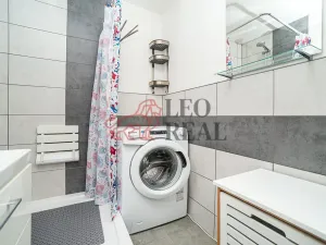 Prodej bytu 3+1, Praha - Lhotka, Štúrova, 69 m2