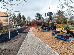 Prodej bytu 3+1, Praha - Lhotka, Štúrova, 69 m2