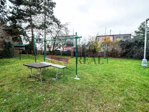 Prodej bytu 3+1, Praha - Lhotka, Štúrova, 69 m2