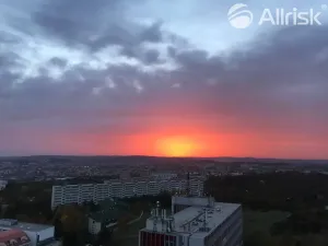 Pronájem atypického bytu, Brno, Majdalenky, 200 m2