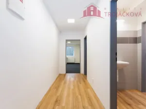 Pronájem kanceláře, Havířov - Prostřední Suchá, U Pošty, 802 m2