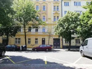 Pronájem bytu 2+kk, Praha - Holešovice, Na Maninách, 46 m2